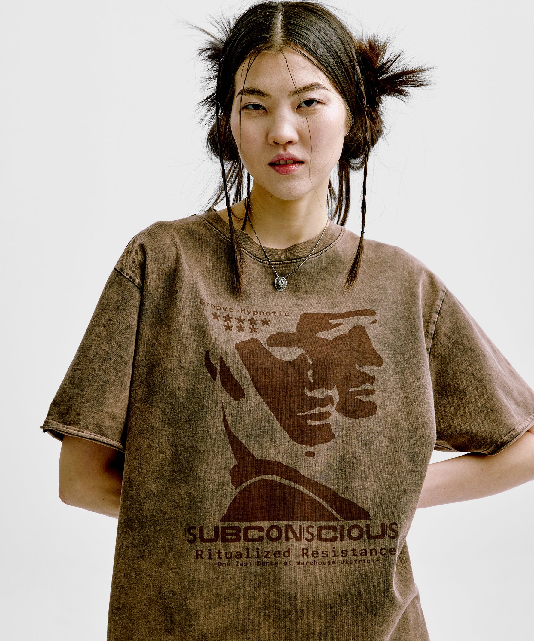 Subconcious Tee 'Washed Brown' (T-Shirt) in braun mit Aufdruck